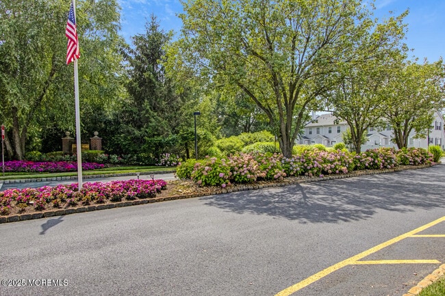 Building Photo - 159 Setter Pl