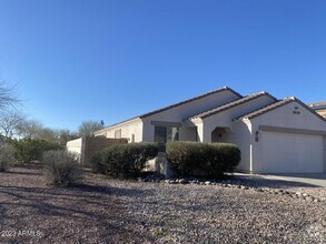 Building Photo - 517 E Settlers Trail