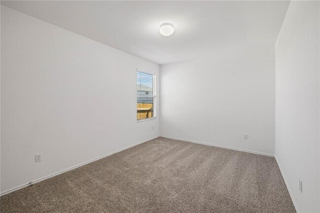 Building Photo - 132 Josey Wales Dr