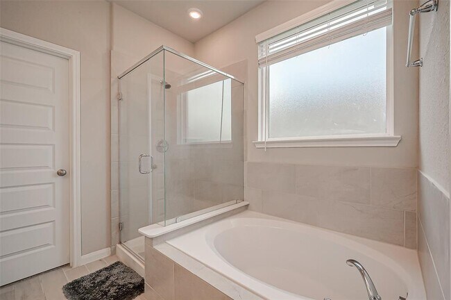 Building Photo - 1207 Dry Cork Cir