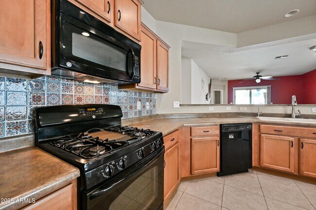 Building Photo - 26182 W Tonto Ln