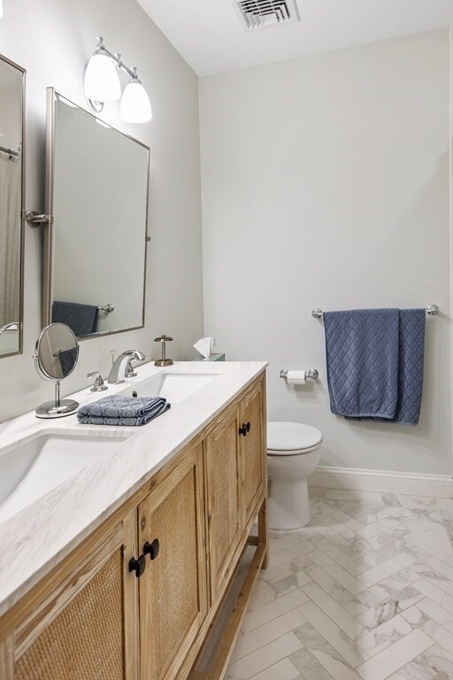 Building Photo - 323 Athens St