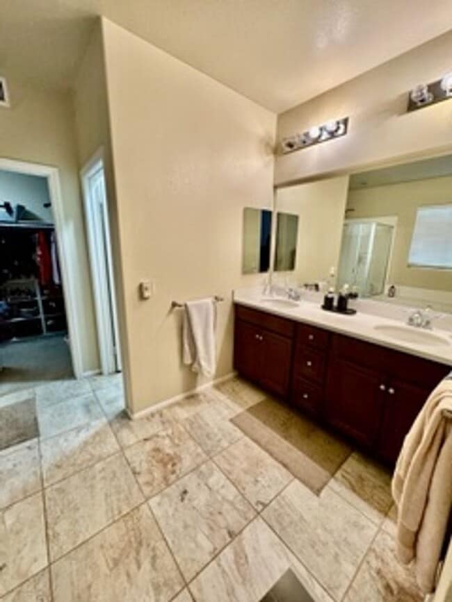 Building Photo - Gorgeous Mediterranean Home