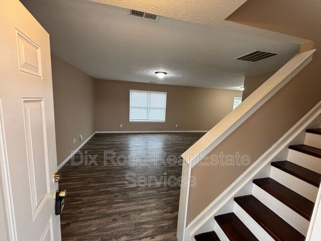 Building Photo - 2516 Resor Rd