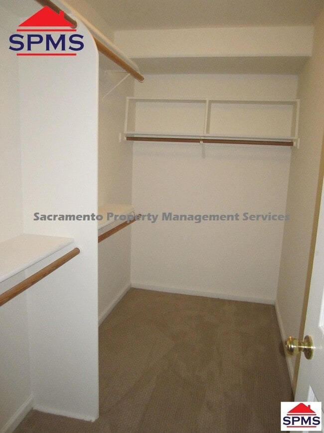 Building Photo - 2330 I St