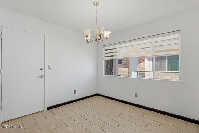 Building Photo - 5609 Van Horn Dr