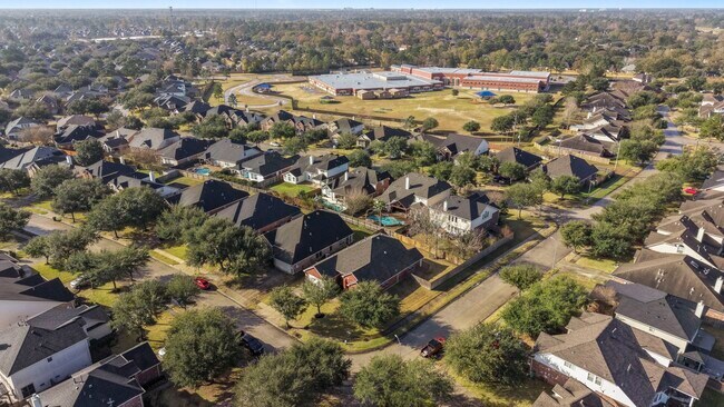 Building Photo - 31323 Trinity Park Ln