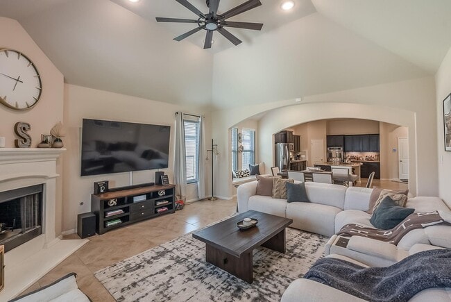 Building Photo - 23426 Tirino Shores Dr