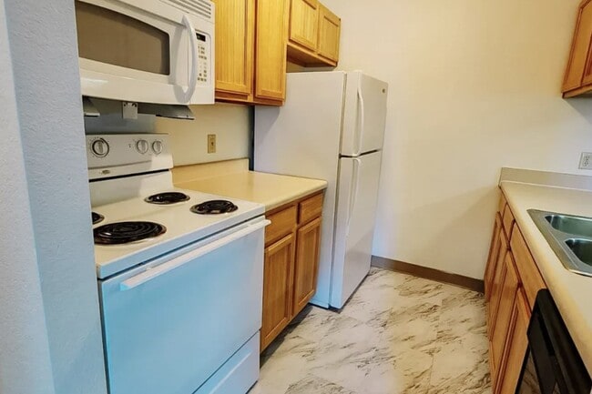 Building Photo - 125 W Harrington Rd