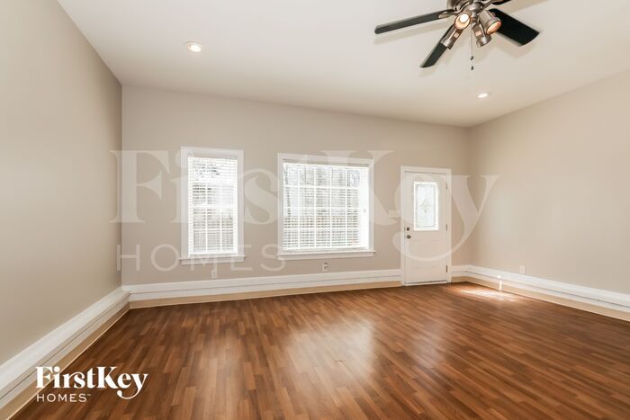 Building Photo - 6105 Creft Cir