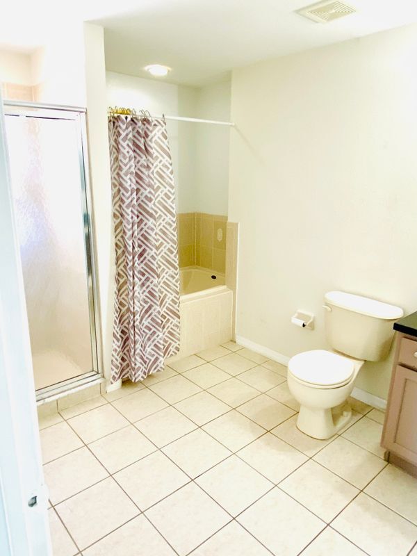 Building Photo - 659 Jaguar Ct