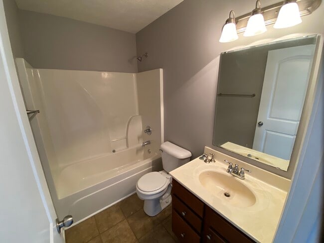 Building Photo - 4821 Wembley Way