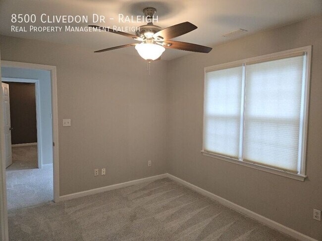 Building Photo - 8500 Clivedon Dr