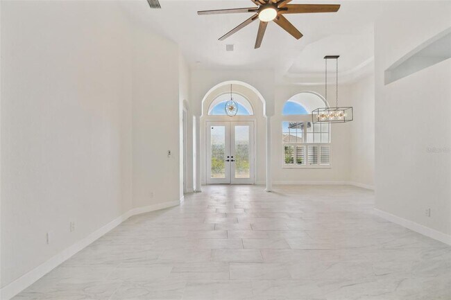 Building Photo - 13792 Long Lake Ln