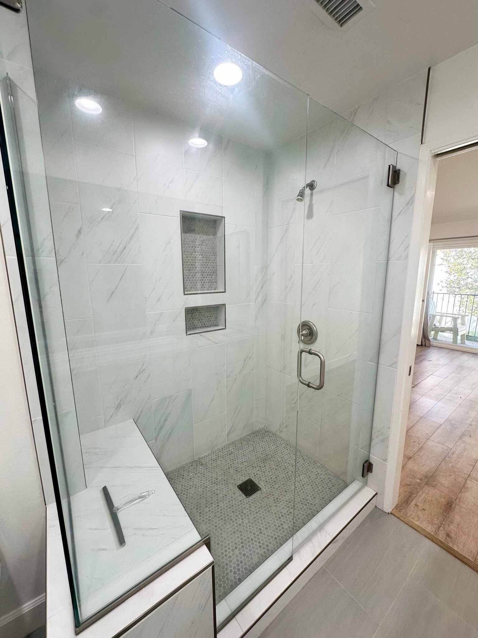 Building Photo - 5538 Las Virgenes Rd