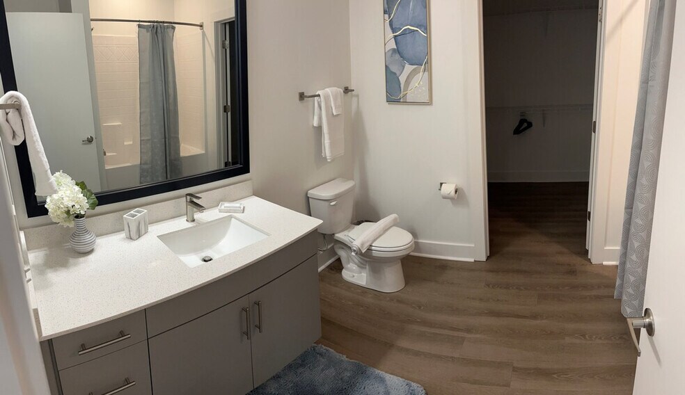 Building Photo - 853 Saddle Ridge Rd