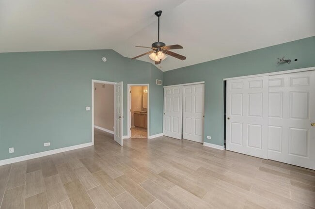 Building Photo - 3015 Kentshire Cir