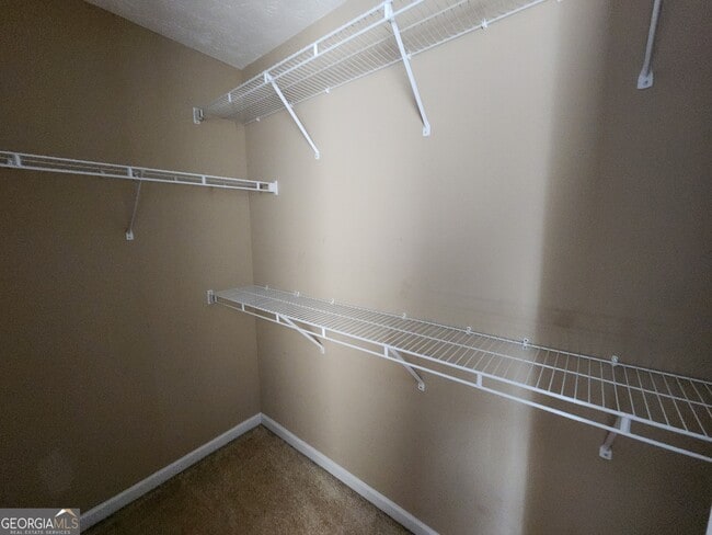 Building Photo - 5752 Olivia Ln