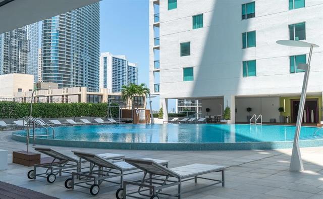 Building Photo - 500 Brickell Ave