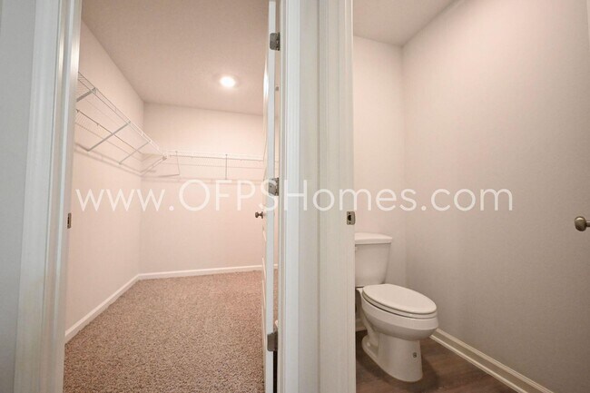 Building Photo - 4664 Honor Guard Wy