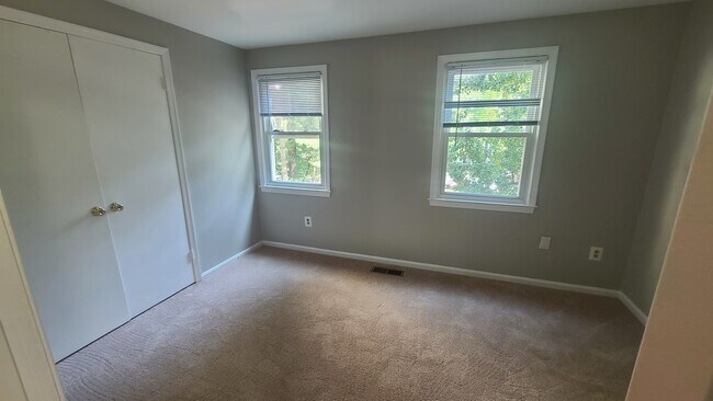 Building Photo - 2163 Whisper Way