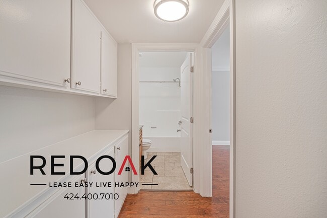 Building Photo - 5325 Cartwright Ave