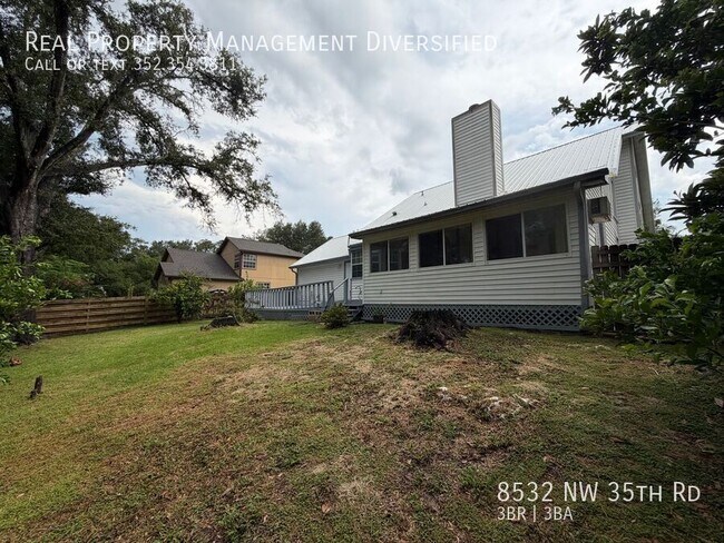 Building Photo - 8532 NW 35 Rd