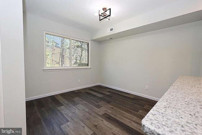 Building Photo - 49 5 Crown Royal Cir
