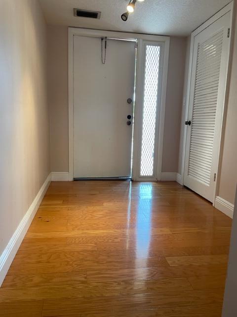 Building Photo - 755 Dotterel Rd