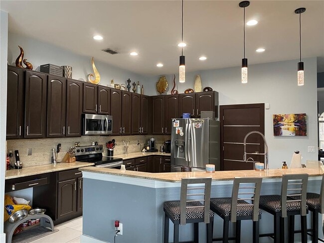 Building Photo - 1917 Pamlynne Pl