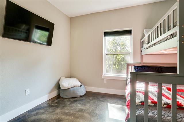 Building Photo - 265 Bentwood Dr