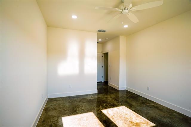 Building Photo - 106 Cardinal Wds