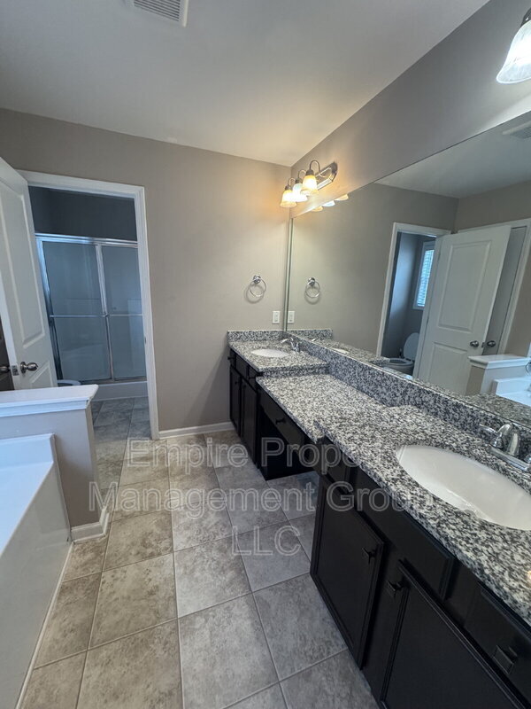 Building Photo - 108 Ashewicke Dr