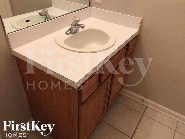 Building Photo - 13233 Evening Sunset Ln