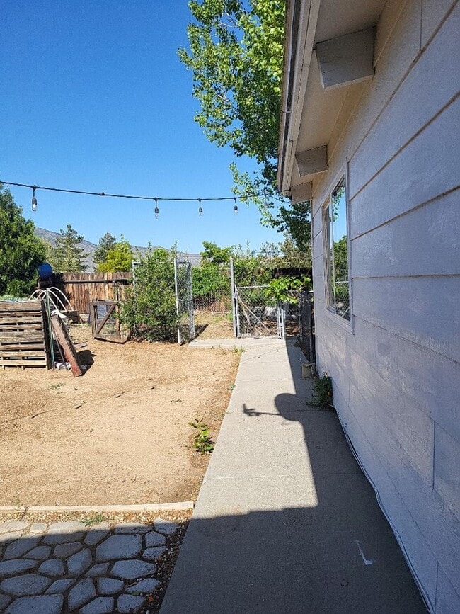 Building Photo - 11441 Green Mountain St