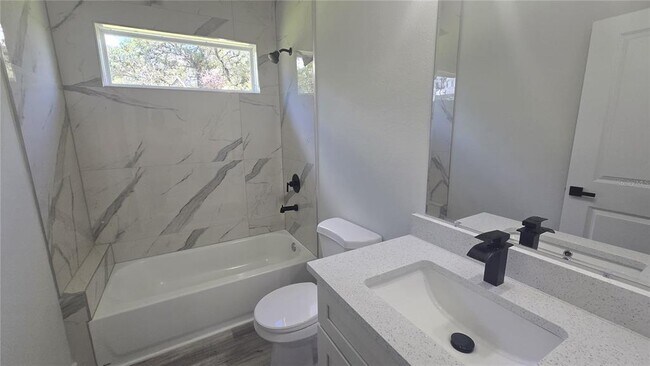 Building Photo - 15730 SW 40th Ave