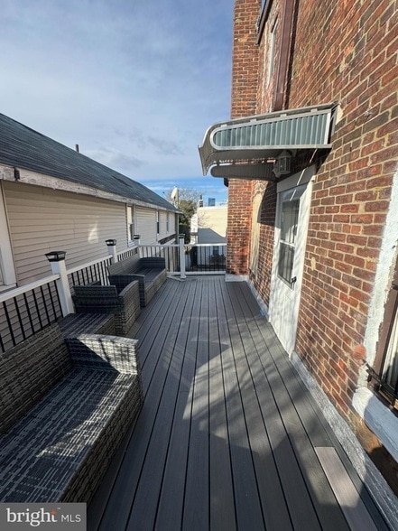 Building Photo - 400 N Massachusetts Ave