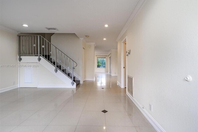 Building Photo - 11191 SW 17th Manor