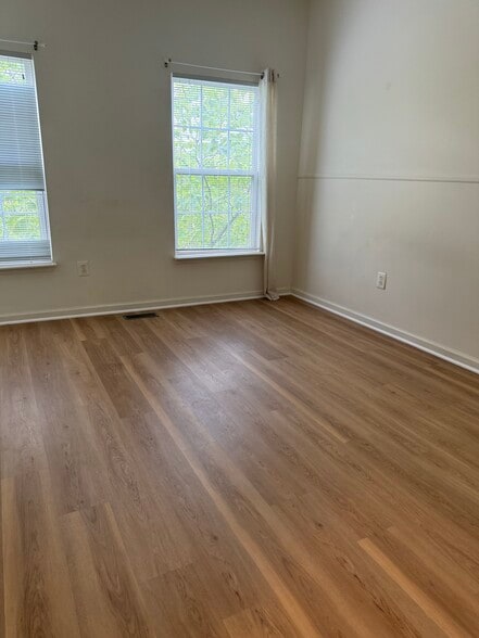 Bedroom 2 - 410 Redland Blvd