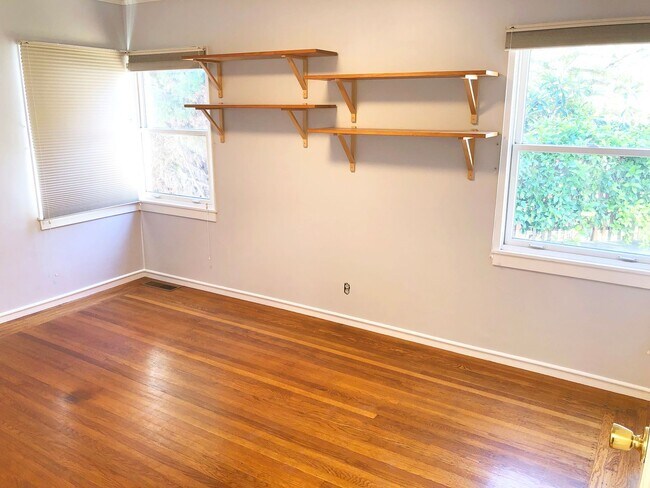 Building Photo - Montclair Hills Retreat w/ In-law Unit