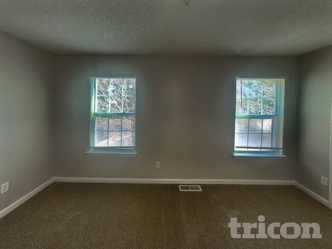 Building Photo - 3634 Silver Springs Ct