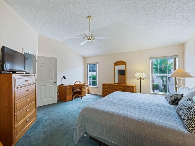 Building Photo - 901 San Benito Ln