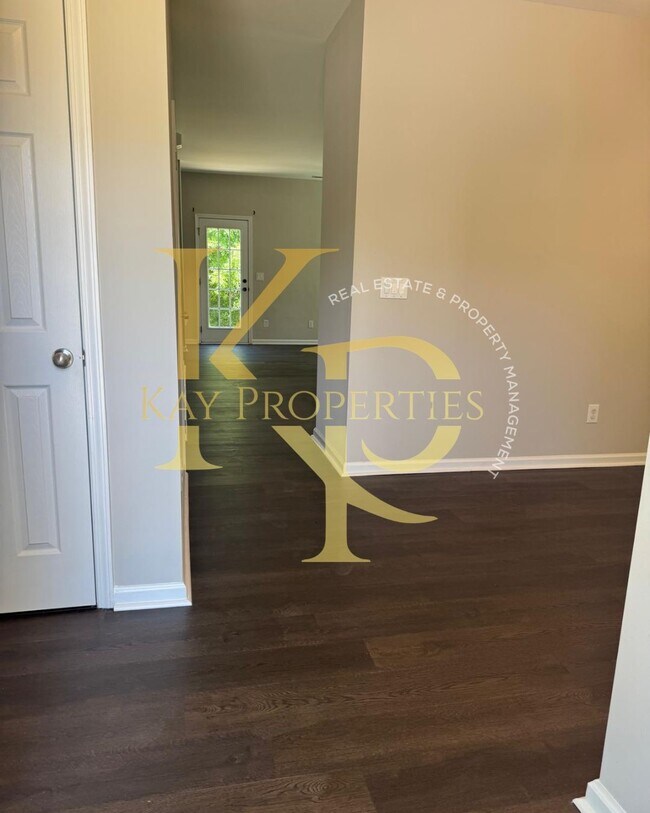 Building Photo - 5904 Sandpiper Farm Ln