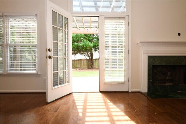 Building Photo - 4534 Village Springs Run