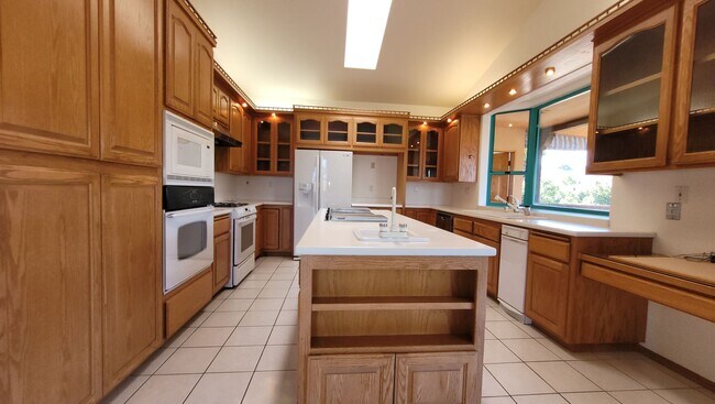 Building Photo - Beautiful, secluded, and peaceful single family home