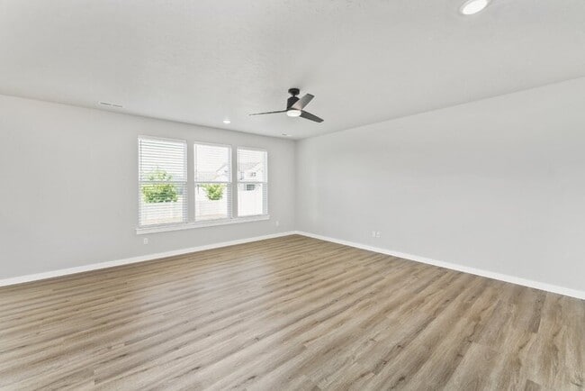 Building Photo - 2951 S Alcamo Wy