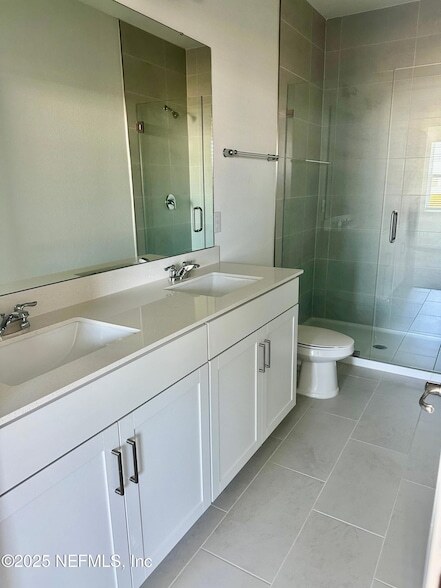 Building Photo - 181 Brandon Lks Dr