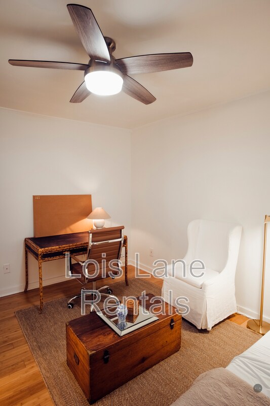 Building Photo - 117 Church St