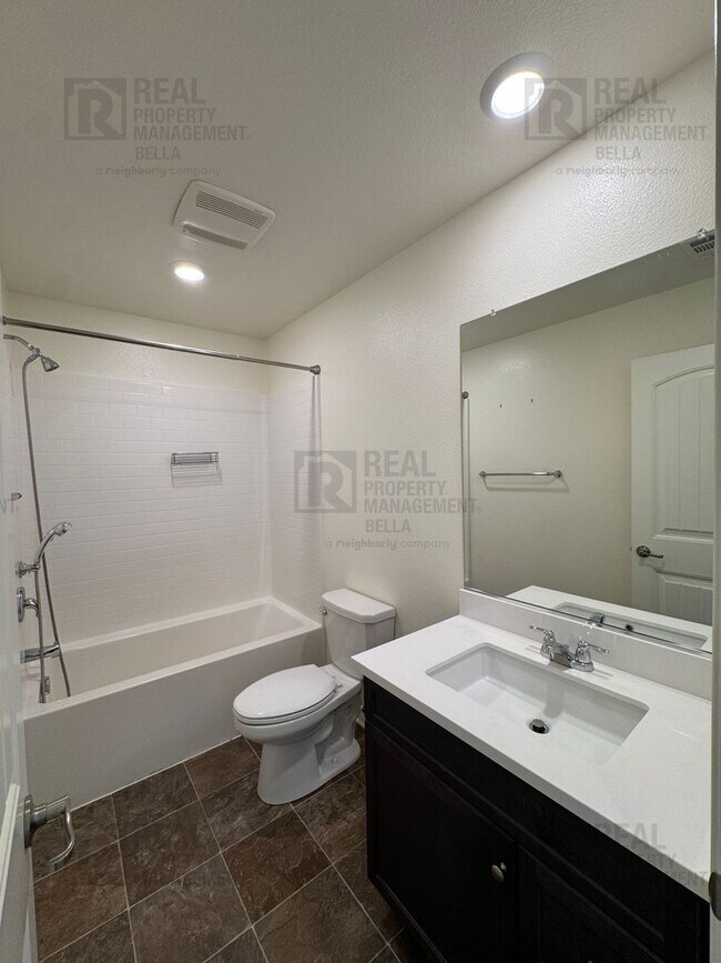 Building Photo - Spacious Menifee Home with Open Floor Plan, Walk-In Closets & Covered Patio