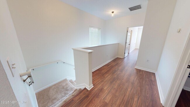 Building Photo - 5663 Greenland Rd